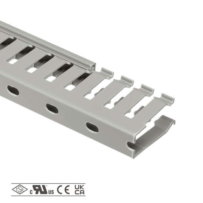 0.0.0.5.51080 Короб 15x40 KKC 1540 ( 2м ) (пак. 160 м)
