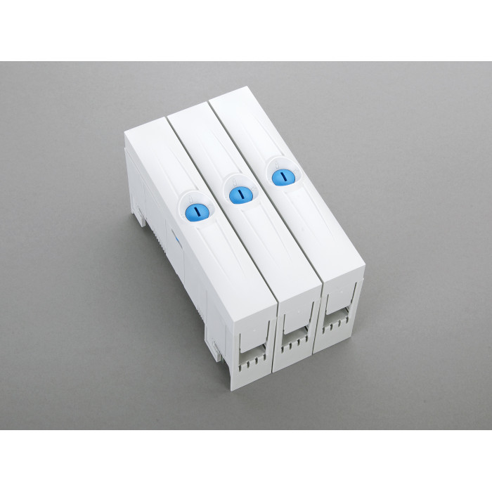 01370 Клемне підключення 10-120мм, 3р