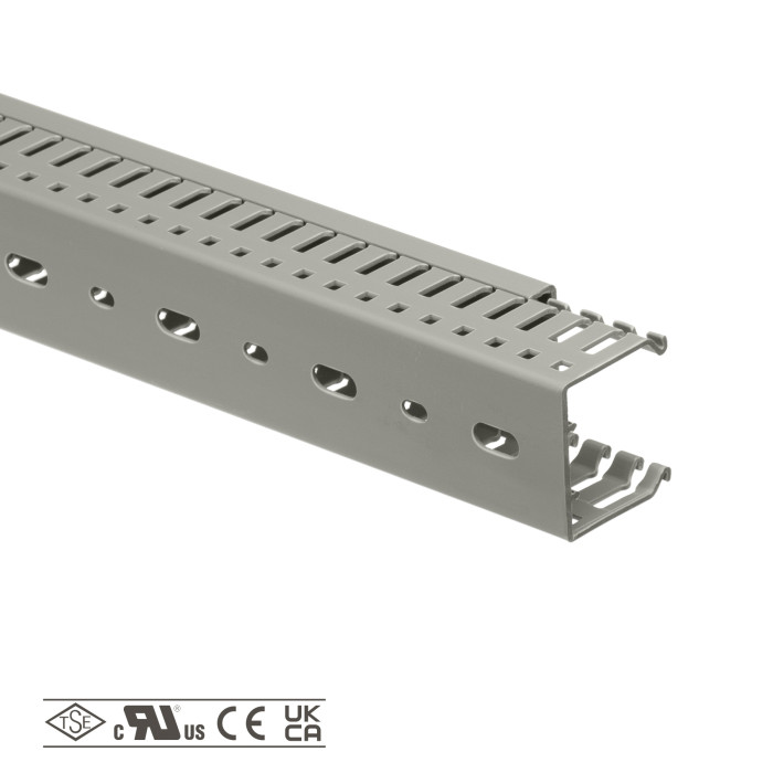 0.0.0.5.554040 Перфорований короб 40х40 KKD 4040 ( 2м ) (пак. 52 м)