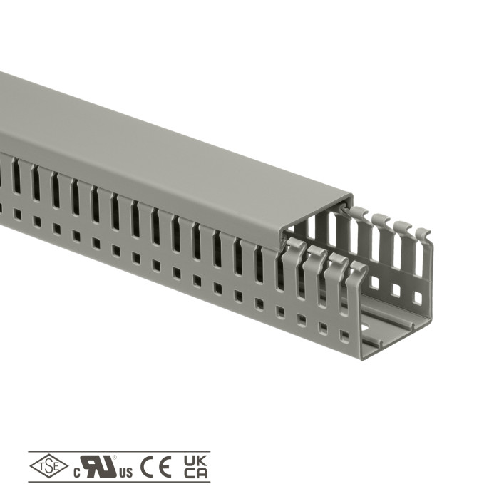 0.0.0.5.554040 Перфорований короб 40х40 KKD 4040 ( 2м ) (пак. 52 м)