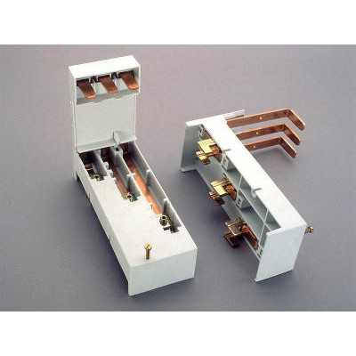 32226 Адаптер 100A/400V, Siemens 3VL1, 70x182x160 мм; система 60 мм